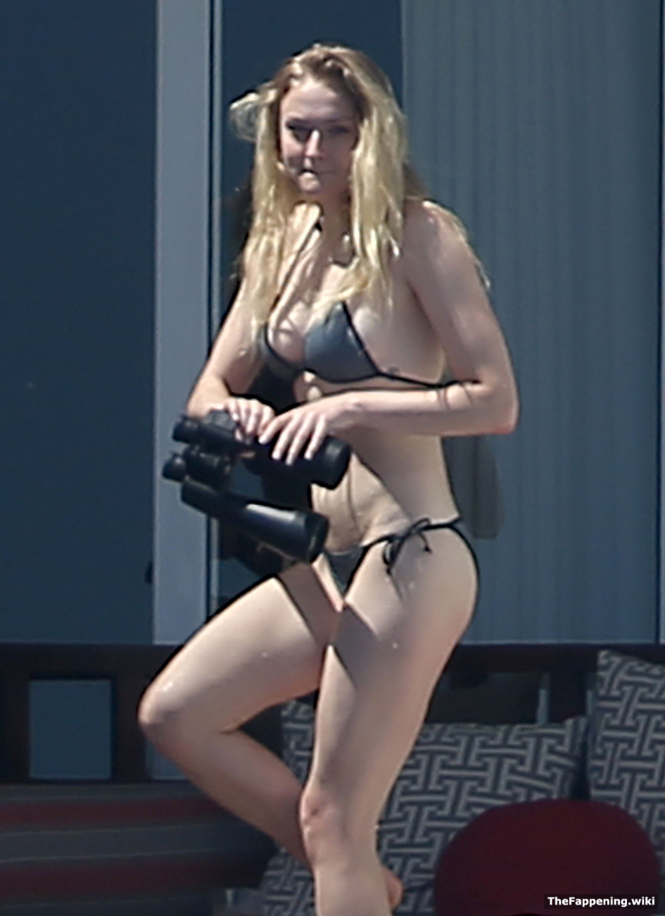 Photos leaked sophie turner nude Sophie Turner