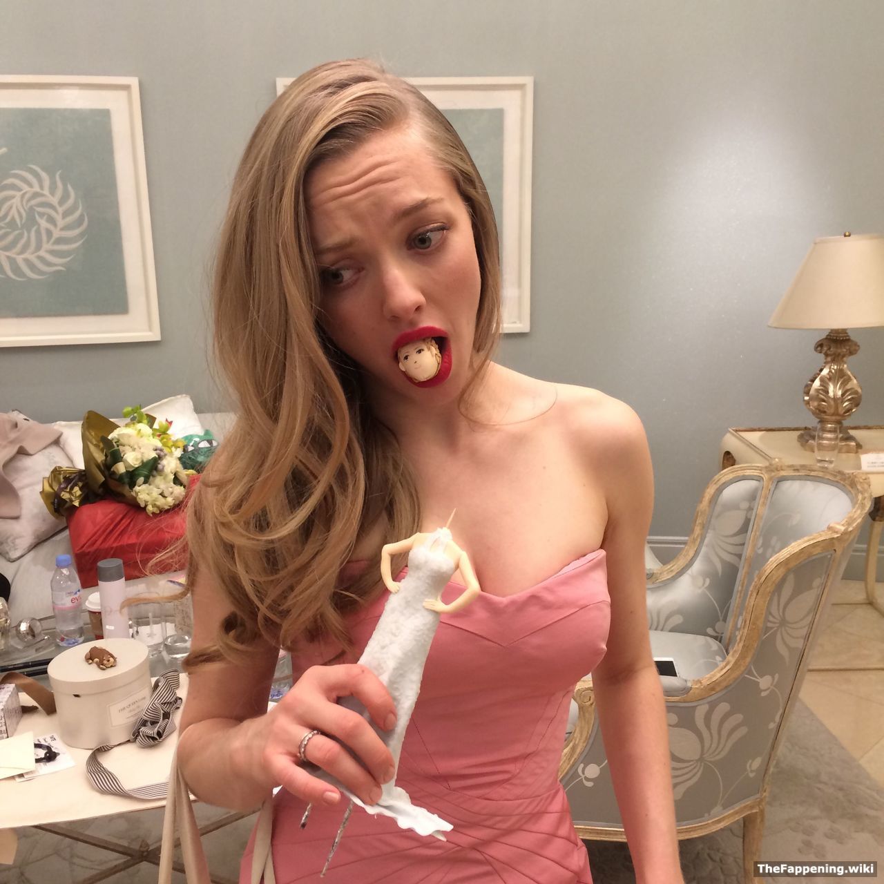 Amanda Seyfried Nude Pics & Vids The Fappening