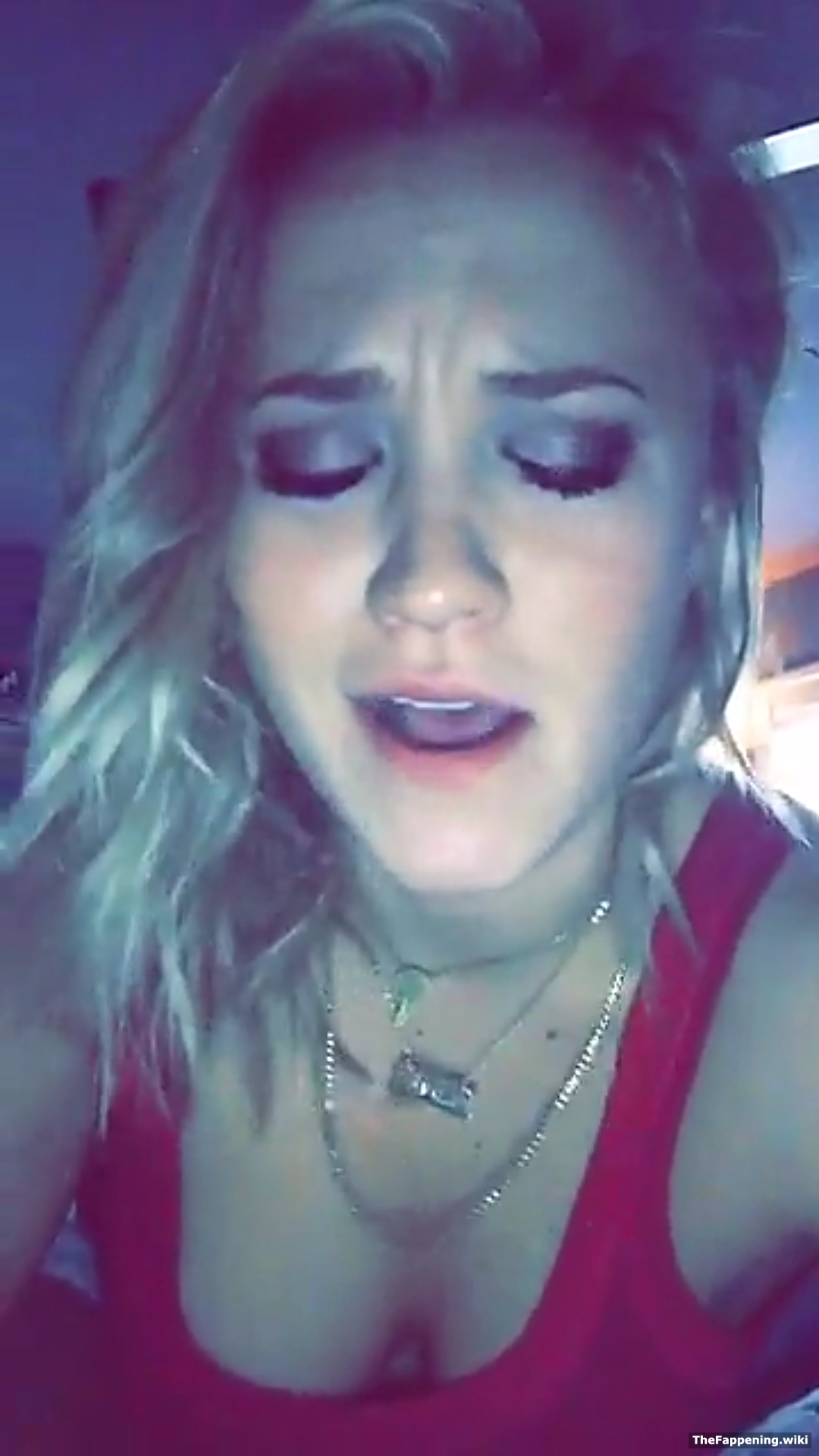 Emily osment leak