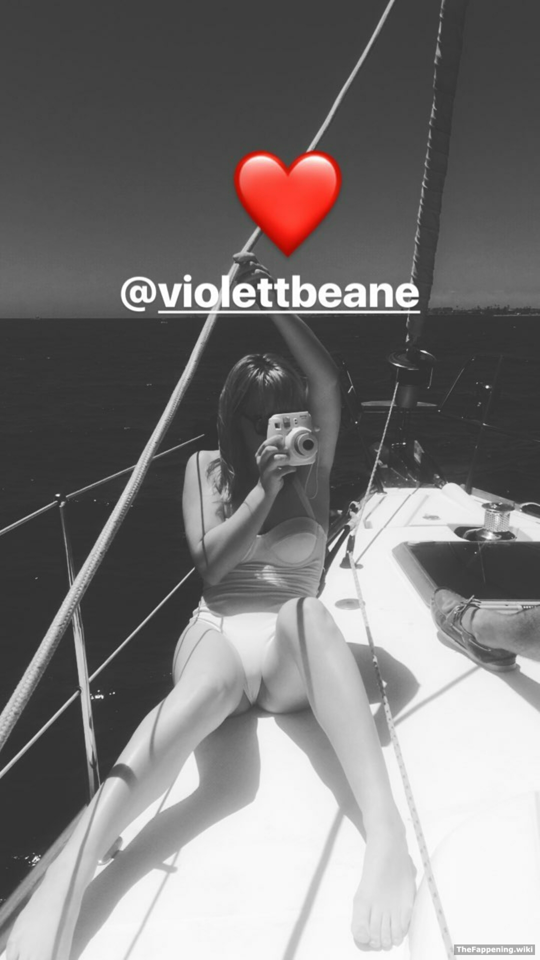 Violett Beane Sex - Violett Beane Nude Pics & Vids - The Fappening